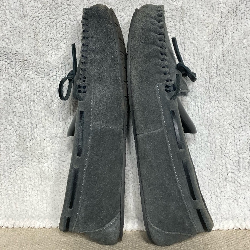 Minnetonka Womens Grey Suede Leather Faux Fur Lined Moccasins Shoes Size US 10 M - Picture 6 of 11